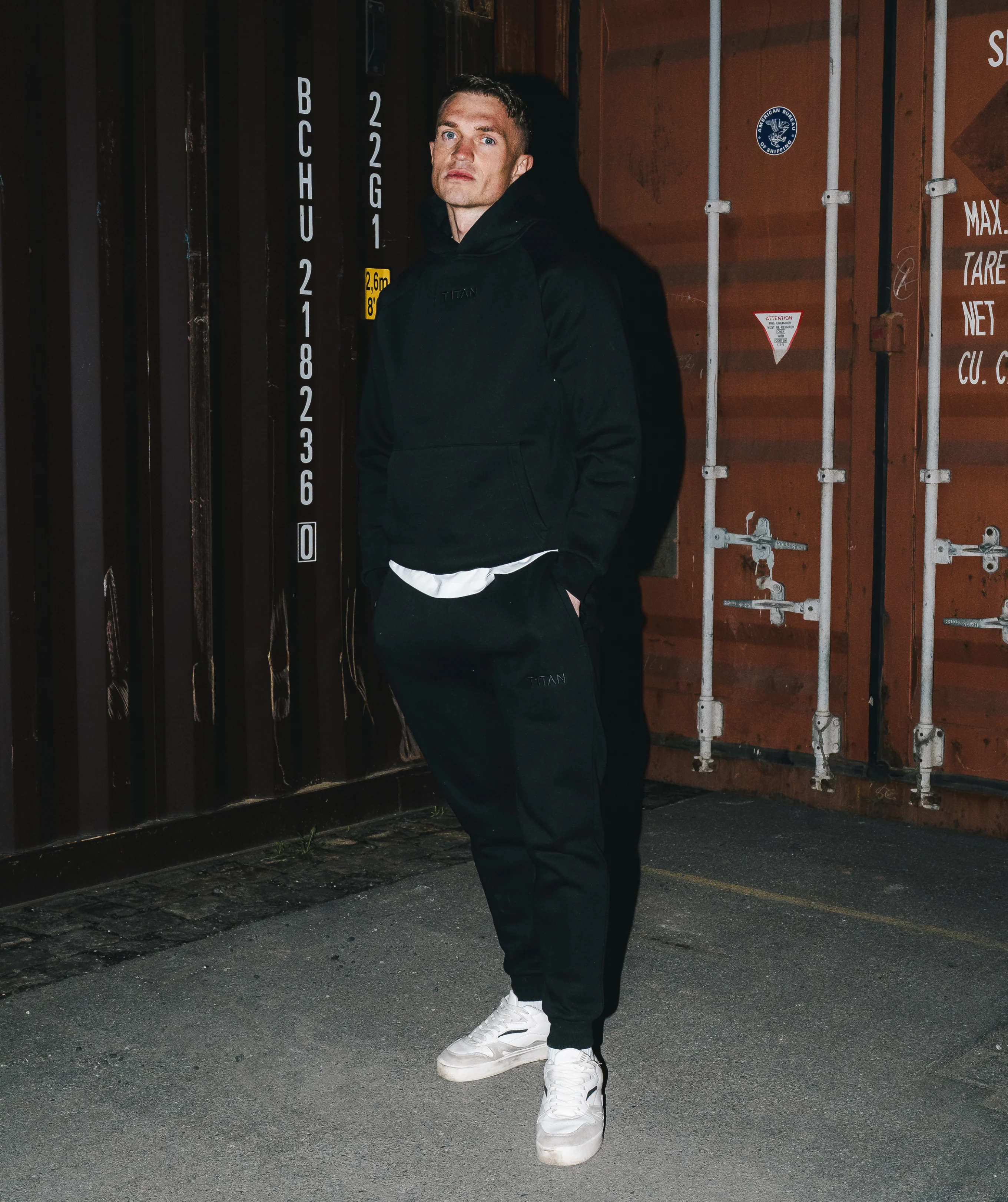Athleisure Hoodie - Nero - Image 4