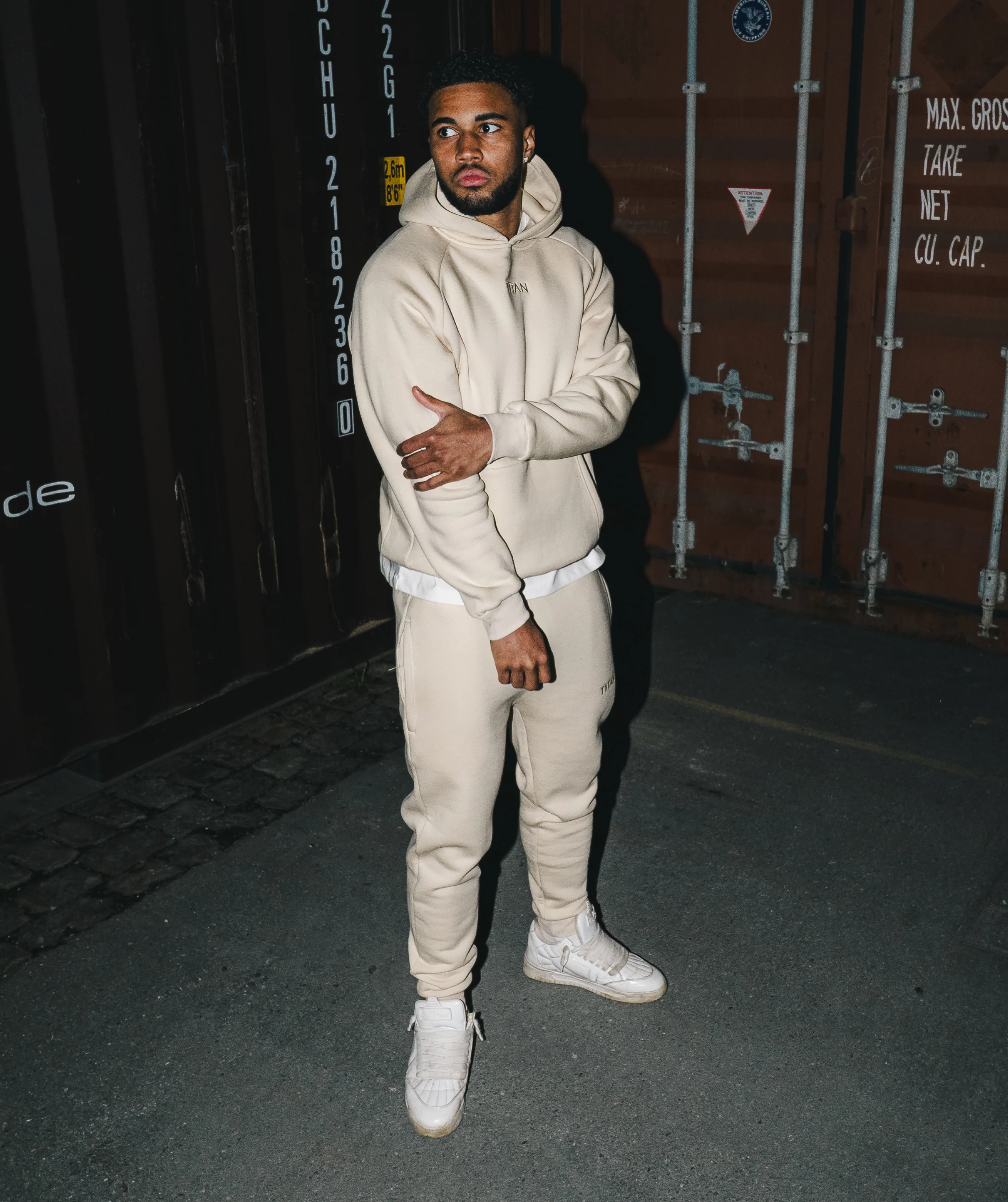 Athleisure Hoodie - Crema - Image 4
